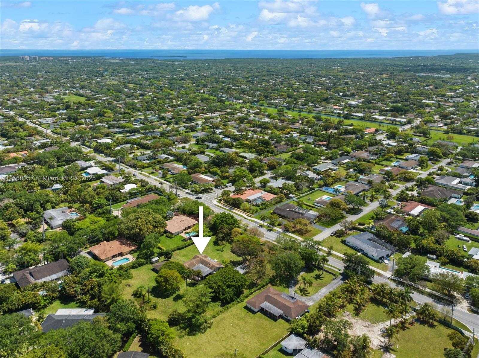 Small Image of 8205 SOUTH WEST 136TH ST, Pinecrest Number 35
