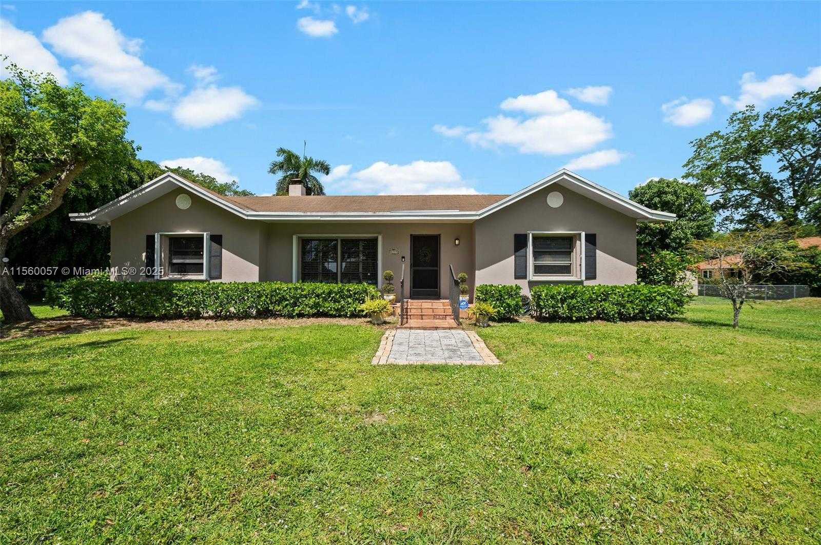 Small Image of 8205 SOUTH WEST 136TH ST, Pinecrest Number 6