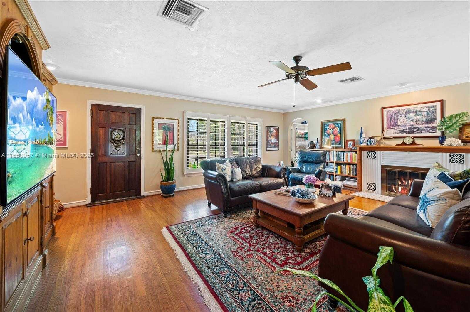 Small Image of 8205 SOUTH WEST 136TH ST, Pinecrest Number 7
