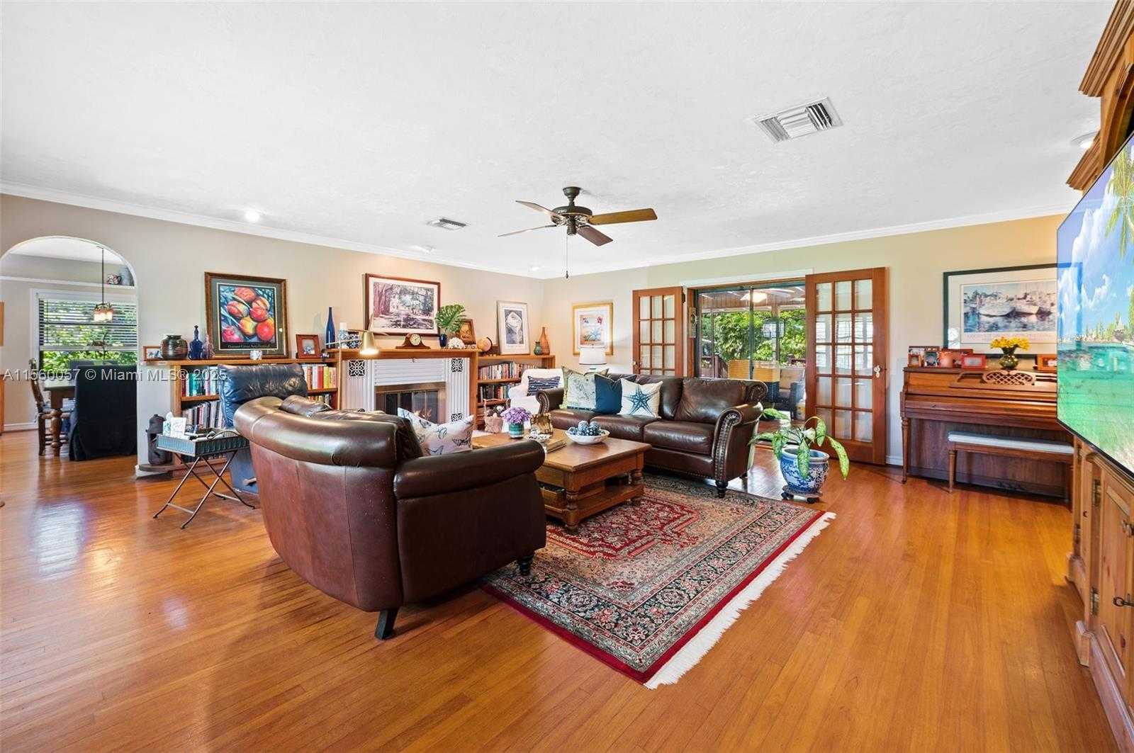 Small Image of 8205 SOUTH WEST 136TH ST, Pinecrest Number 8