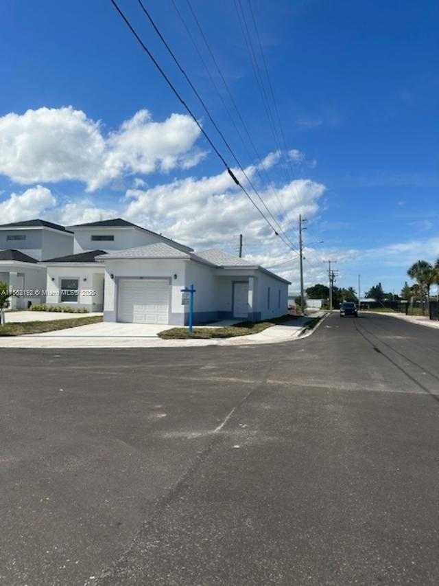Small Image of 401 NORTH WEST 12TH AVE, Boynton Beach Number 3