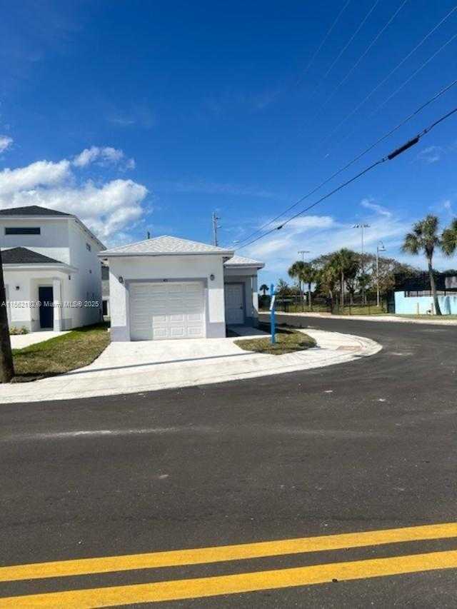 Small Image of 401 NORTH WEST 12TH AVE, Boynton Beach Number 4