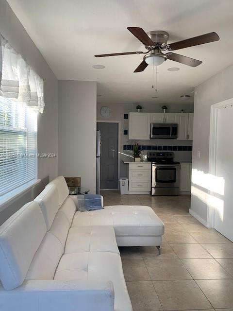 Small Image of 2475 NORTH EAST 136TH TER, North Miami Beach Number 3