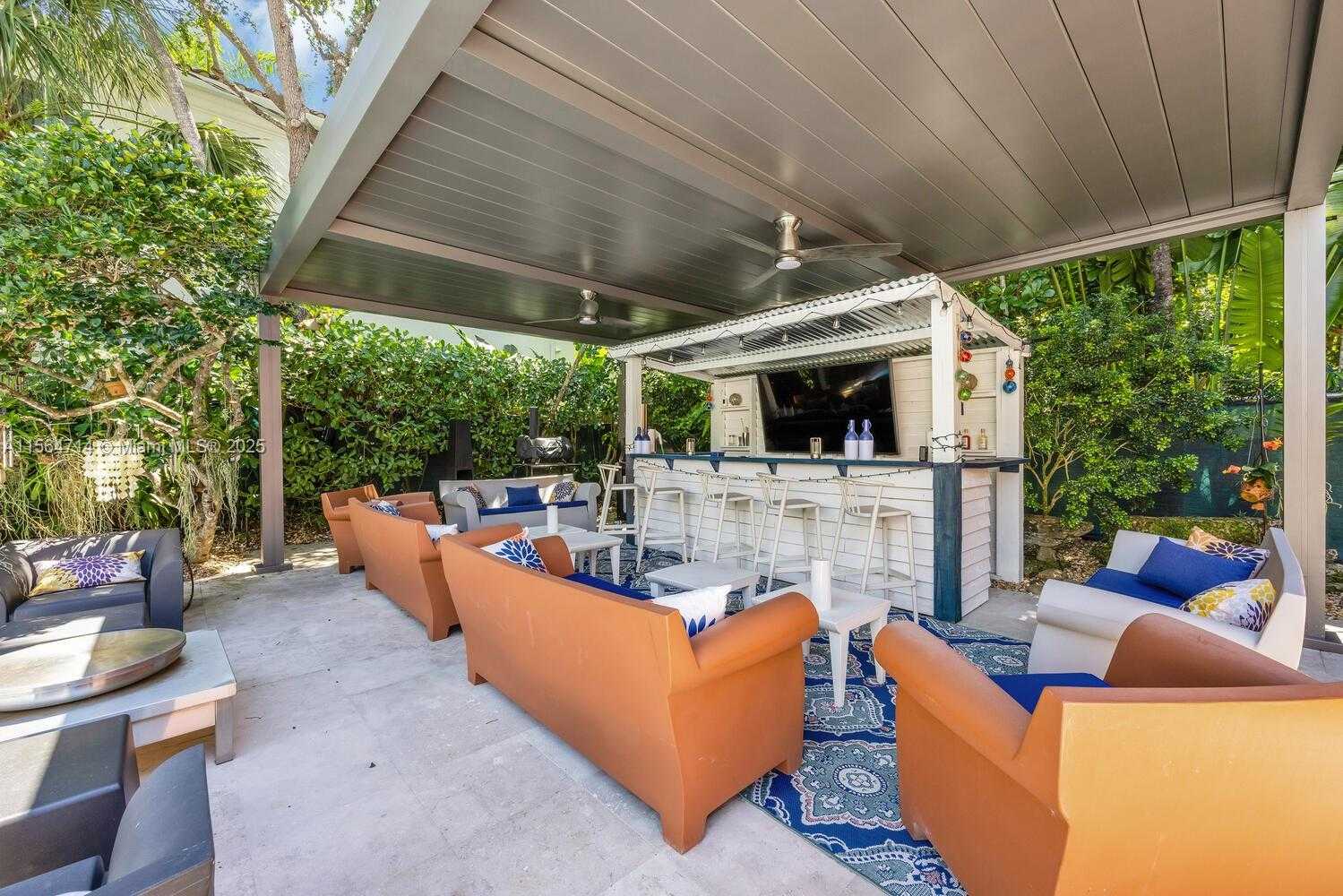 Small Image of 3950 HARDIE AVE, Coconut Grove Number 23