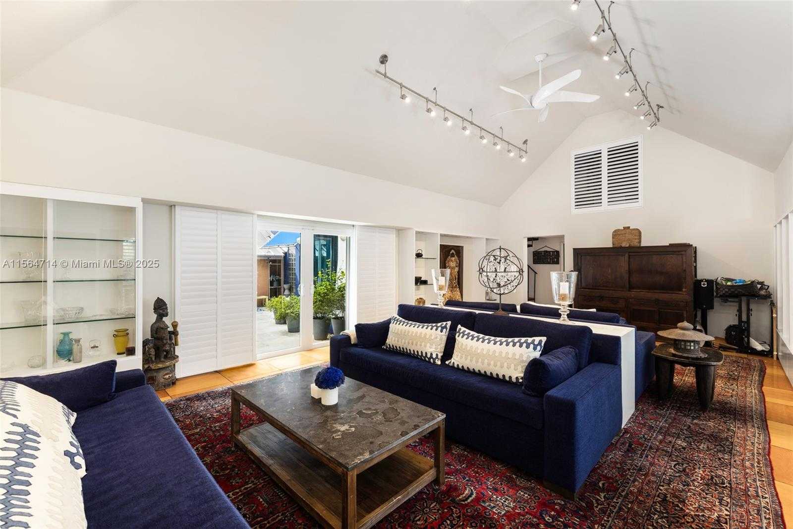 Small Image of 3950 HARDIE AVE, Coconut Grove Number 8