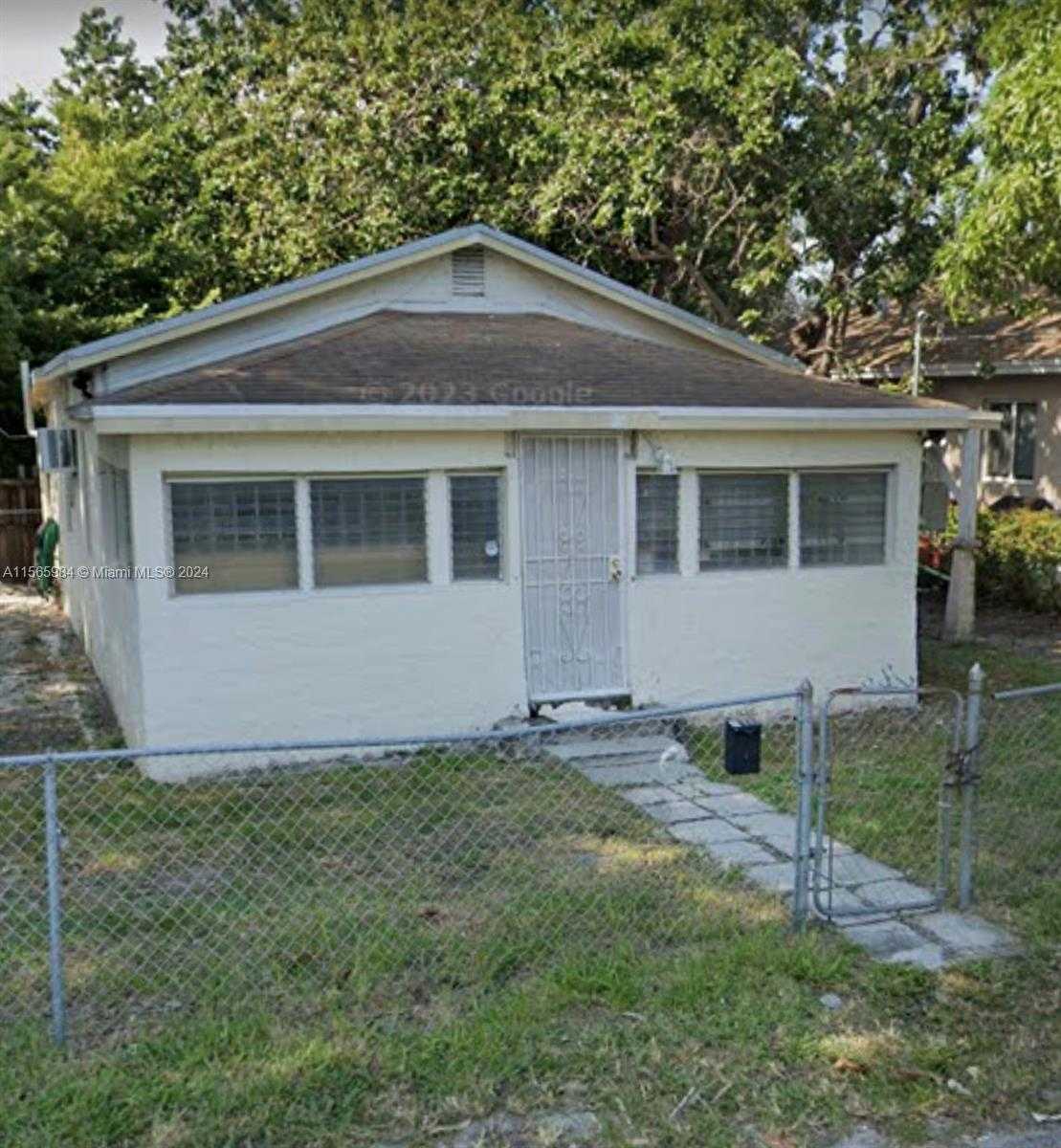 Small Image of 8016 NORTH WEST 9TH AVE, Miami Number 2