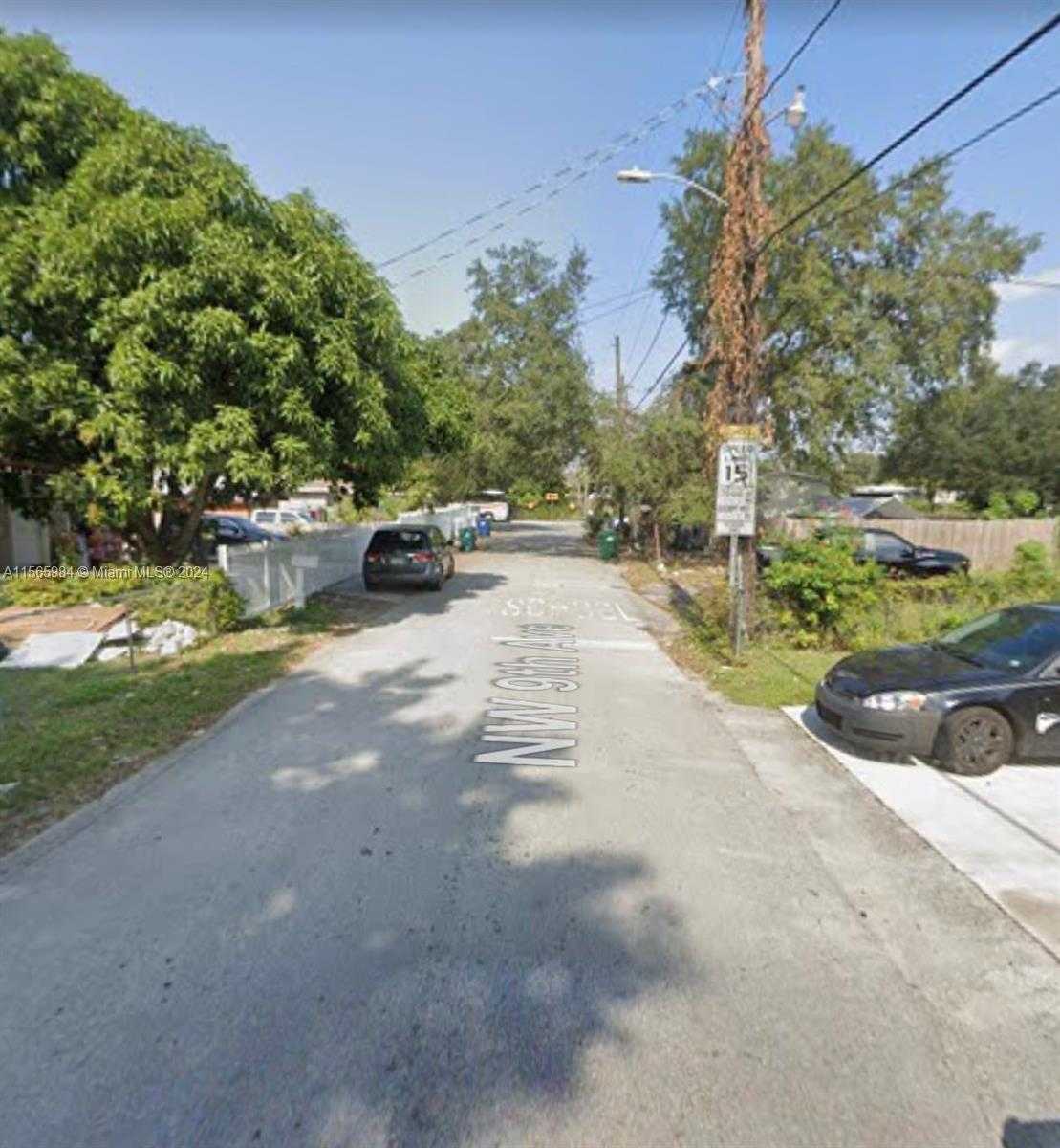 Small Image of 8016 NORTH WEST 9TH AVE, Miami Number 3