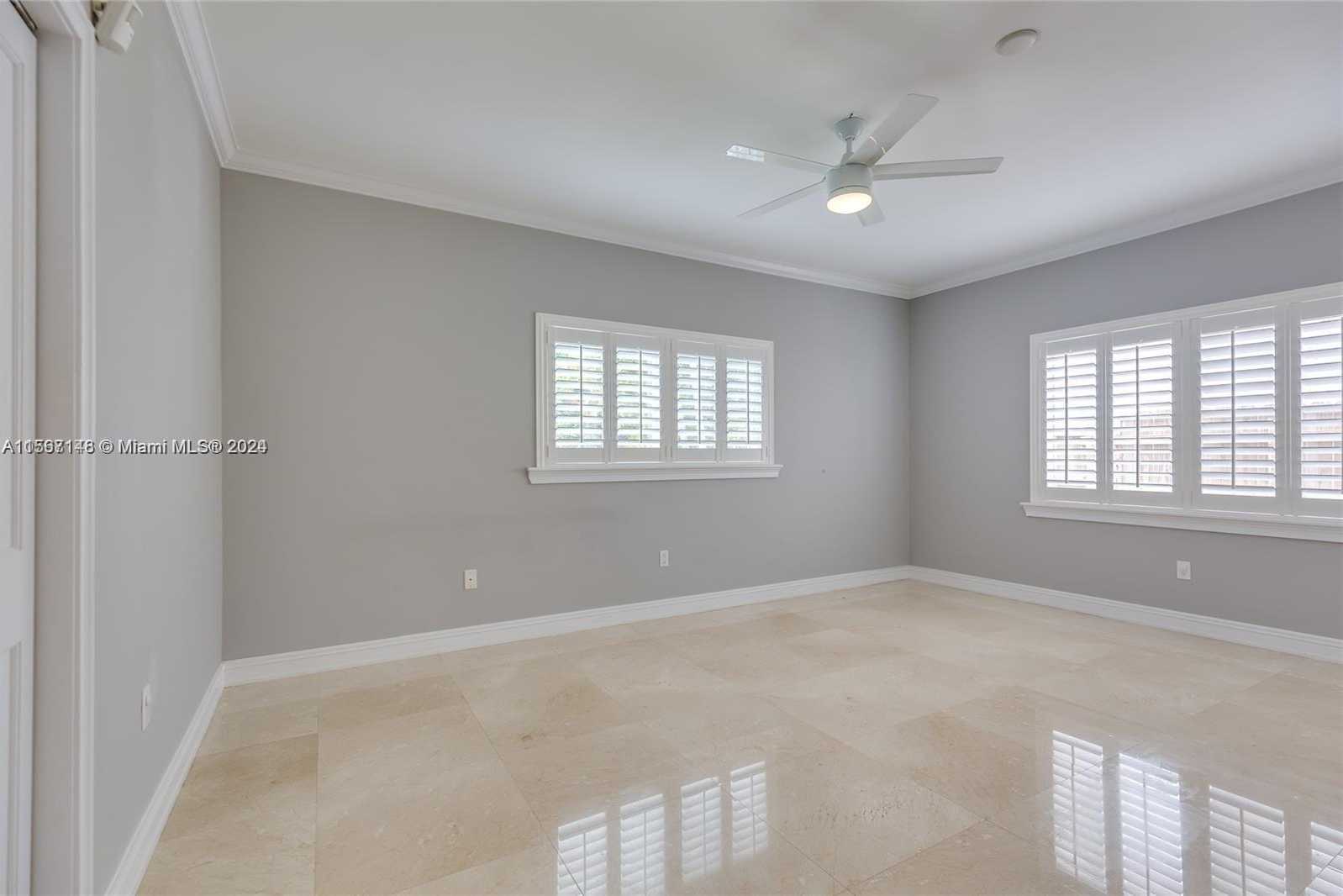 Small Image of 4323 NORTH BAY RD, Miami Beach Number 13