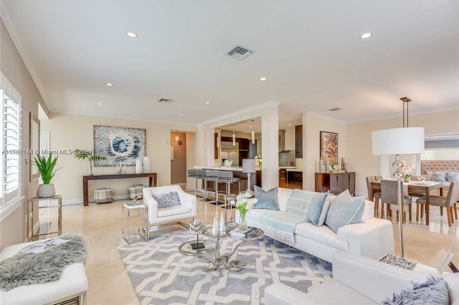 Small Image of 4323 NORTH BAY RD, Miami Beach Number 4