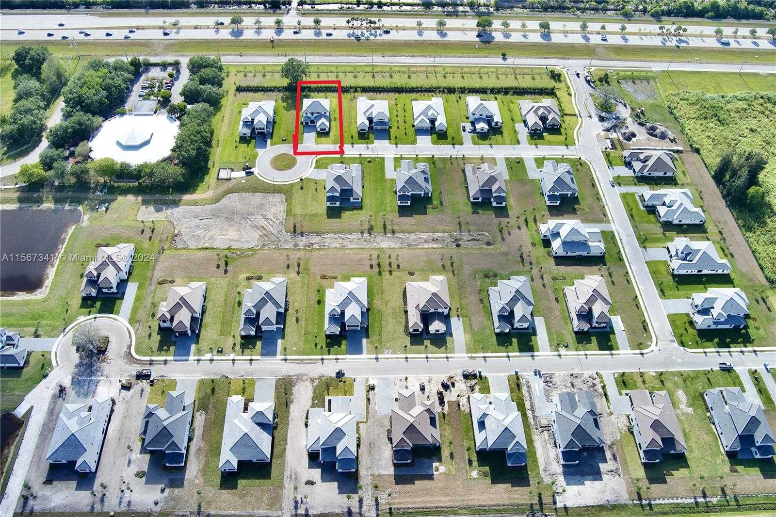 Small Image of 2391 SOUTH WEST 123RD TER, Davie Number 4