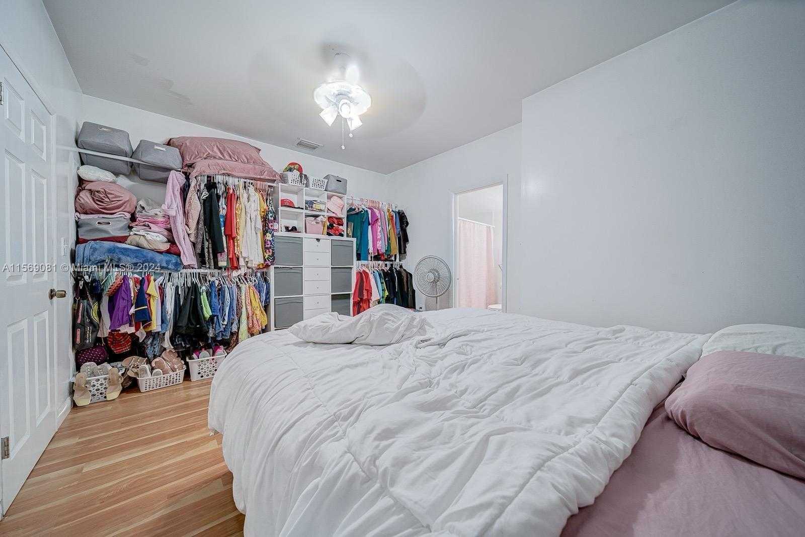 Small Image of 627 SOUTH WEST 11TH AVE, Miami Number 10