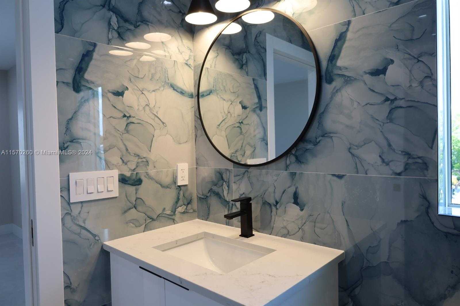 Small Image of 115 AZALEA ST, Tavernier Number 11
