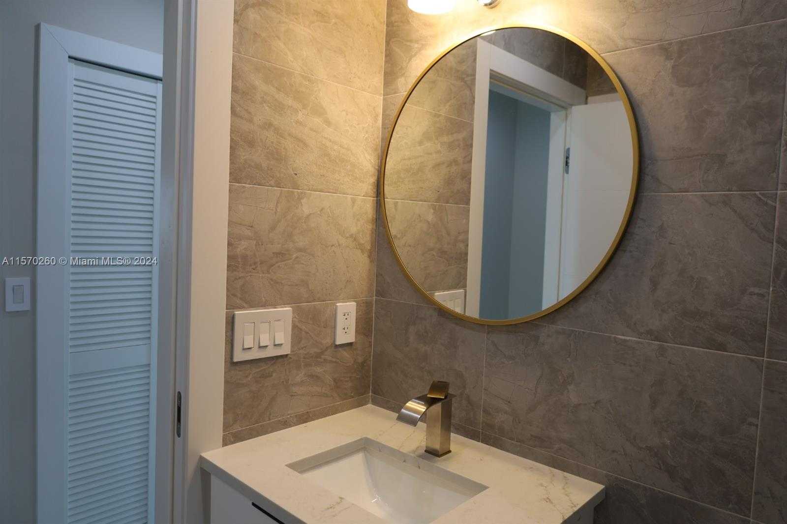Small Image of 115 AZALEA ST, Tavernier Number 15