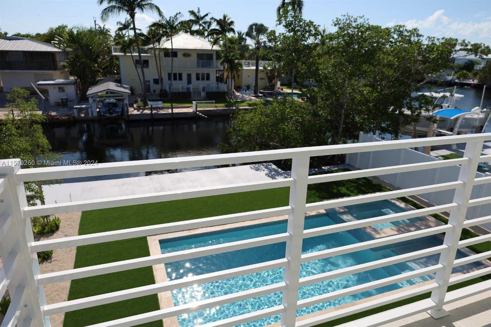 Small Image of 115 AZALEA ST, Tavernier Number 23