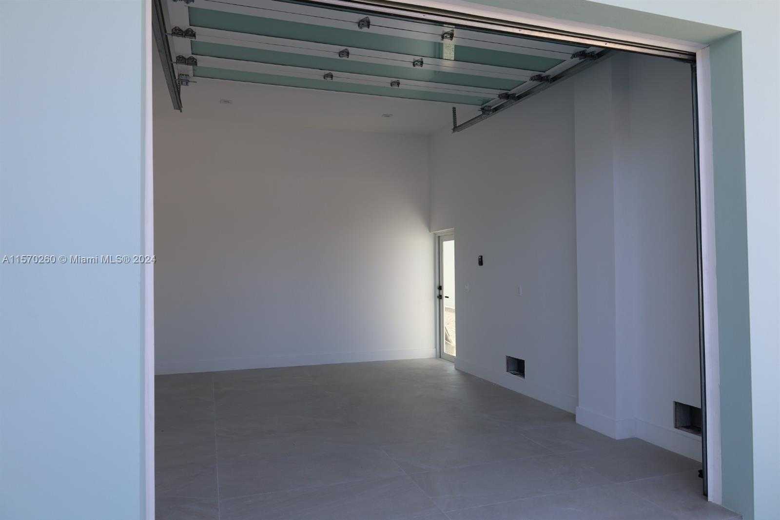 Small Image of 115 AZALEA ST, Tavernier Number 28