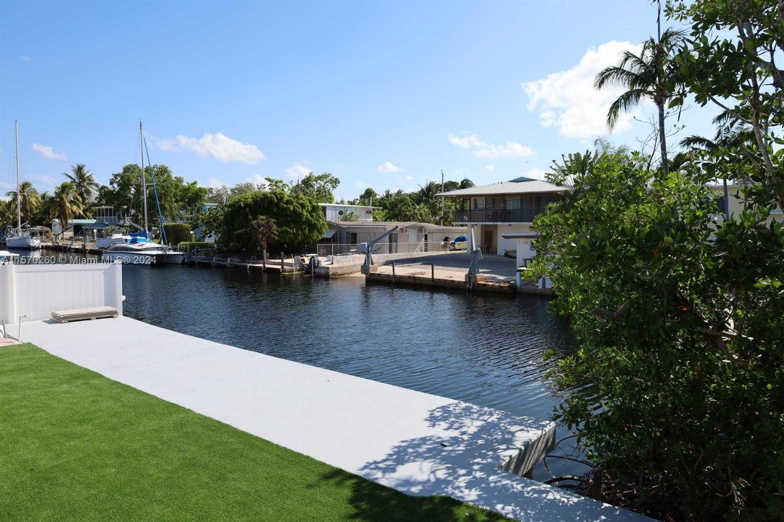 Small Image of 115 AZALEA ST, Tavernier Number 35