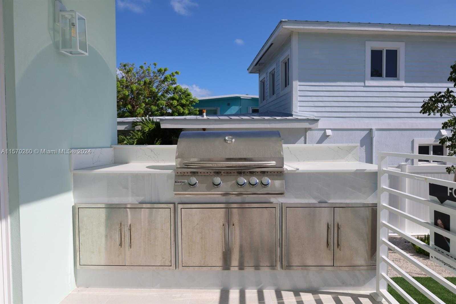 Small Image of 115 AZALEA ST, Tavernier Number 38