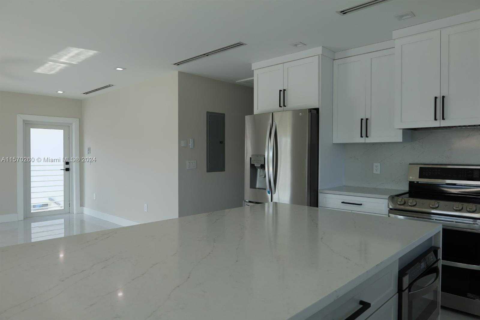 Small Image of 115 AZALEA ST, Tavernier Number 4