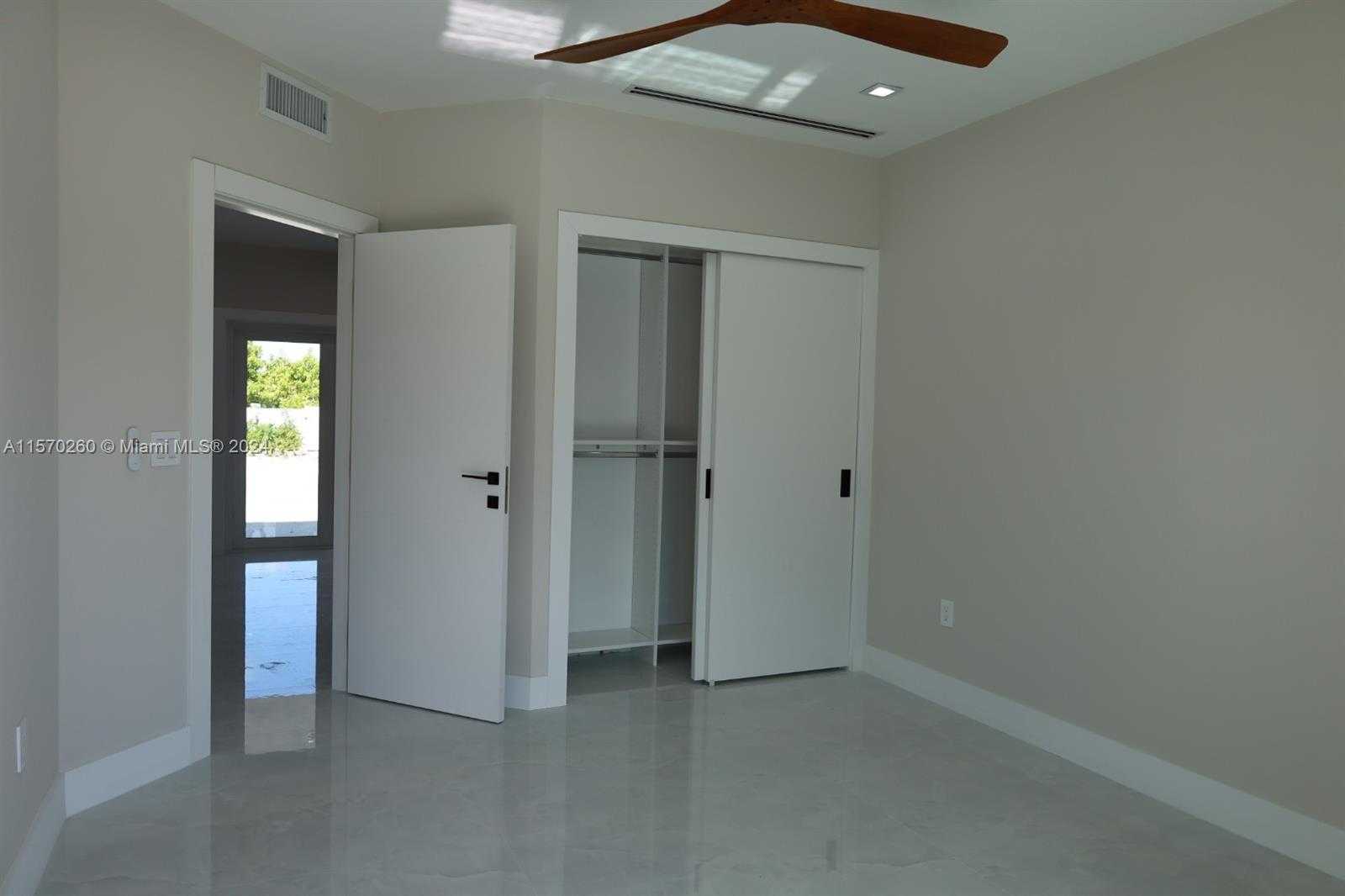 Small Image of 115 AZALEA ST, Tavernier Number 46