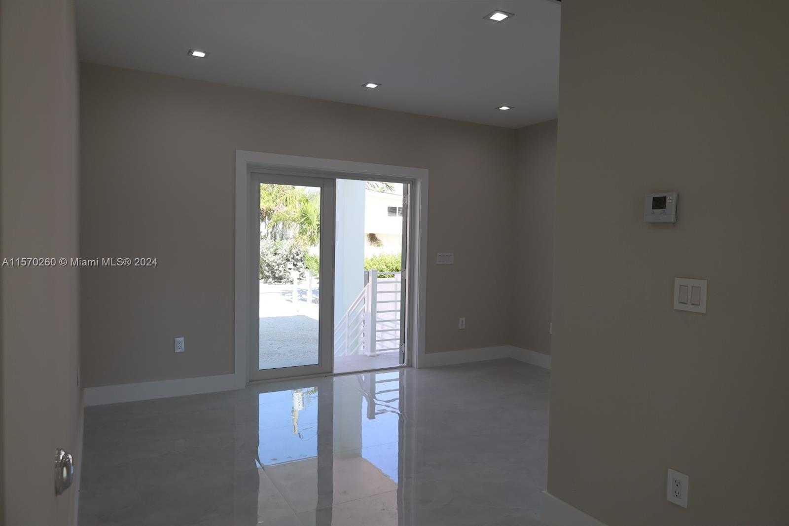 Small Image of 115 AZALEA ST, Tavernier Number 47