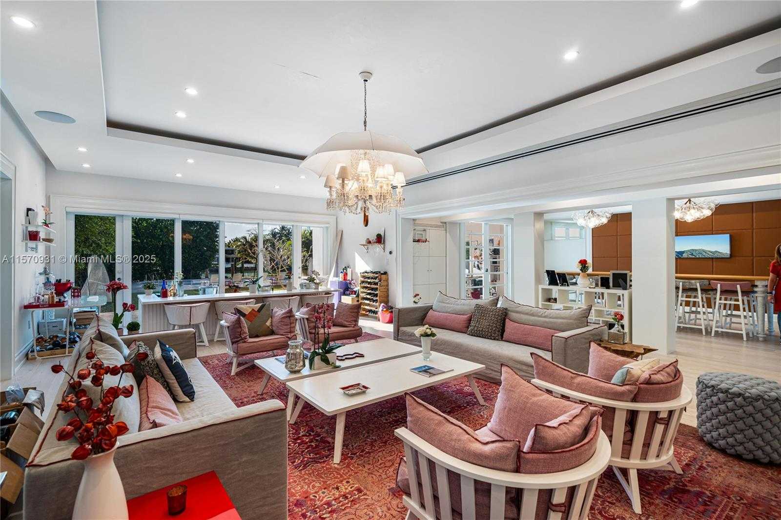 Small Image of 6320 ALLISON RD, Miami Beach Number 23