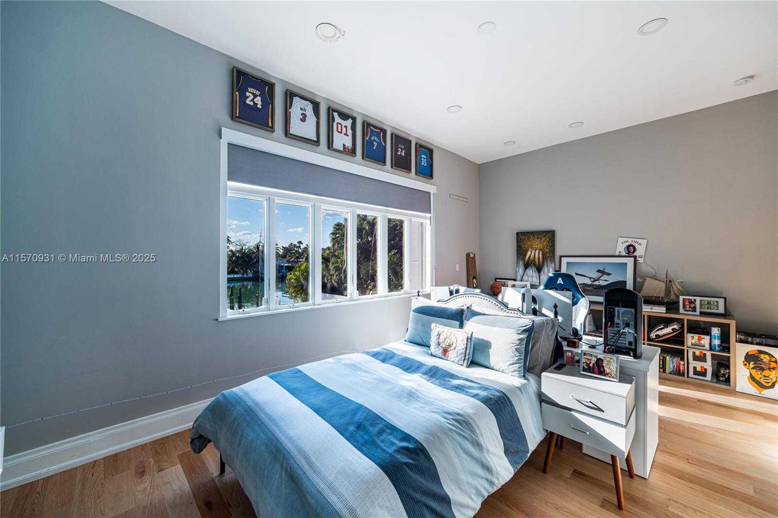 Small Image of 6320 ALLISON RD, Miami Beach Number 31