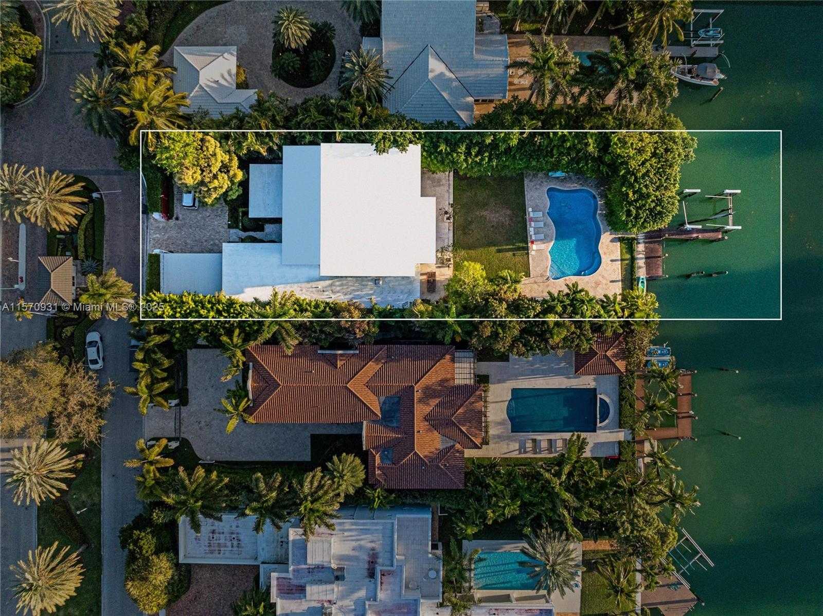 Small Image of 6320 ALLISON RD, Miami Beach Number 45