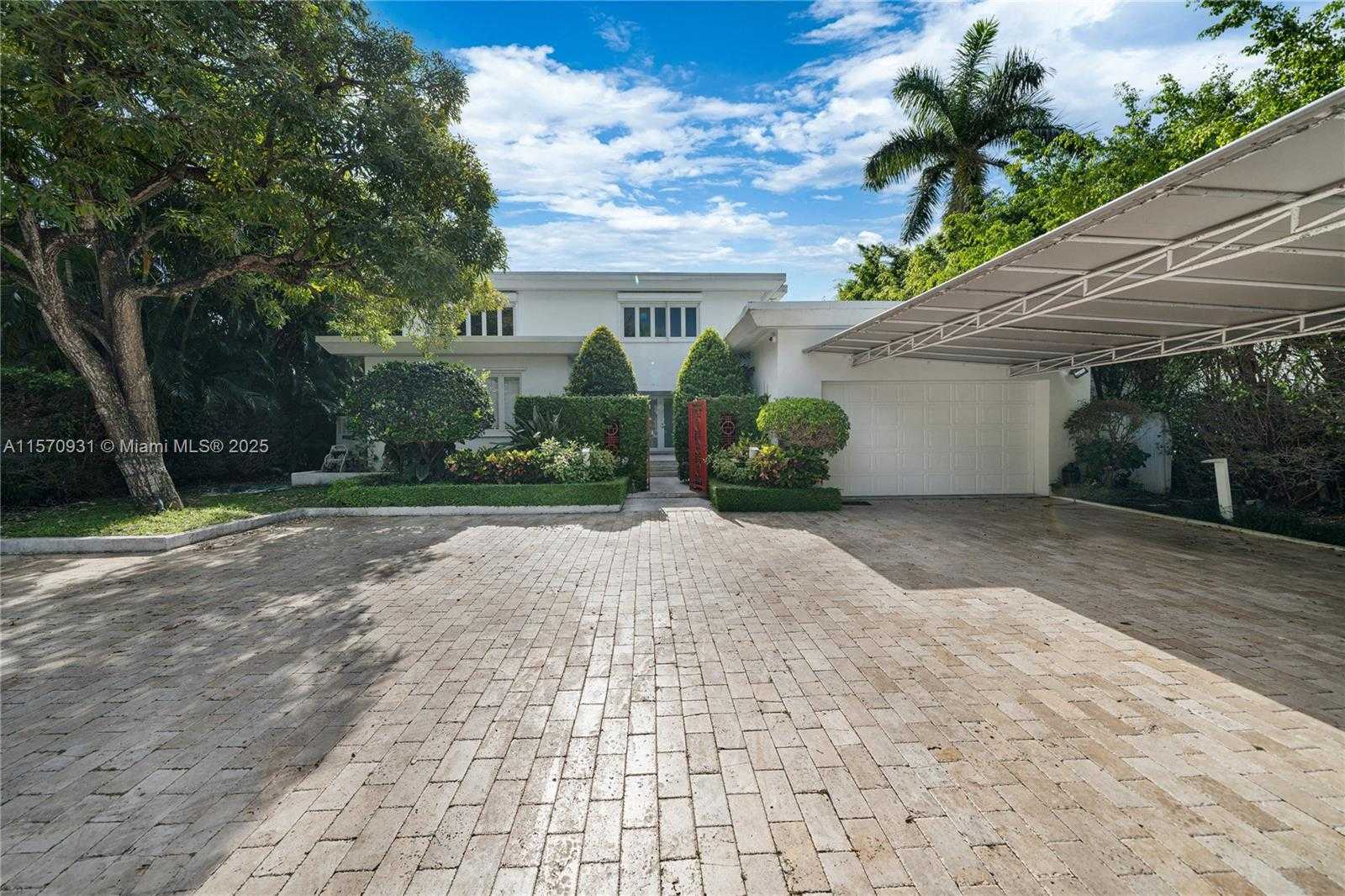 Small Image of 6320 ALLISON RD, Miami Beach Number 60