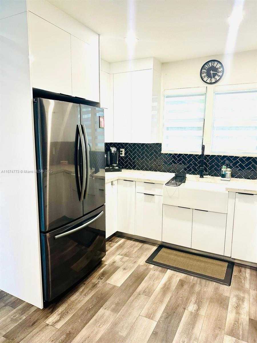 Small Image of 19790 SOUTH WEST 242ND ST, Homestead Number 13