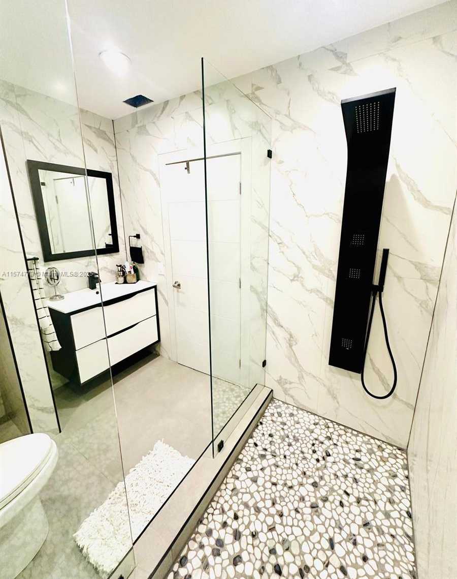Small Image of 19790 SOUTH WEST 242ND ST, Homestead Number 21