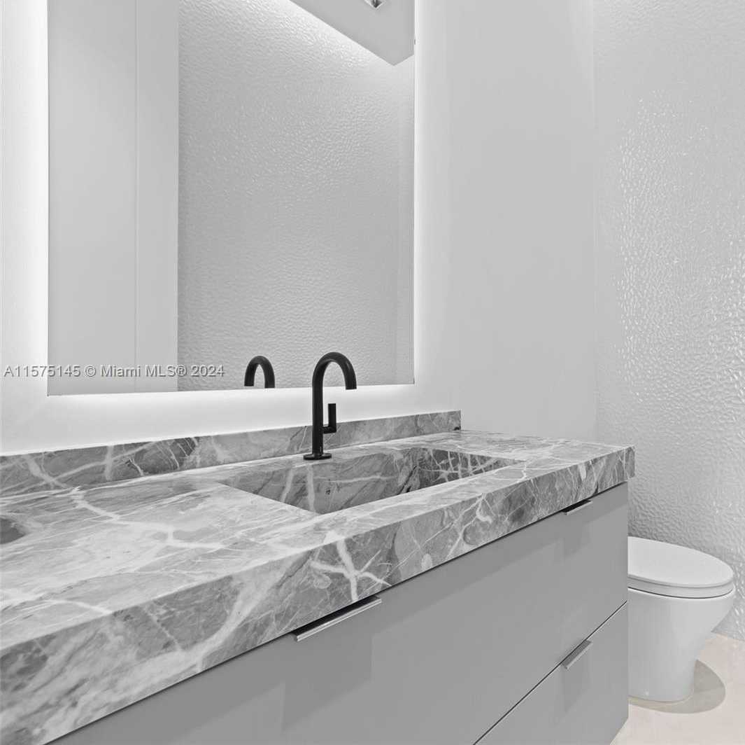 Small Image of 749 BAMBOO DR, Boca Raton Number 20
