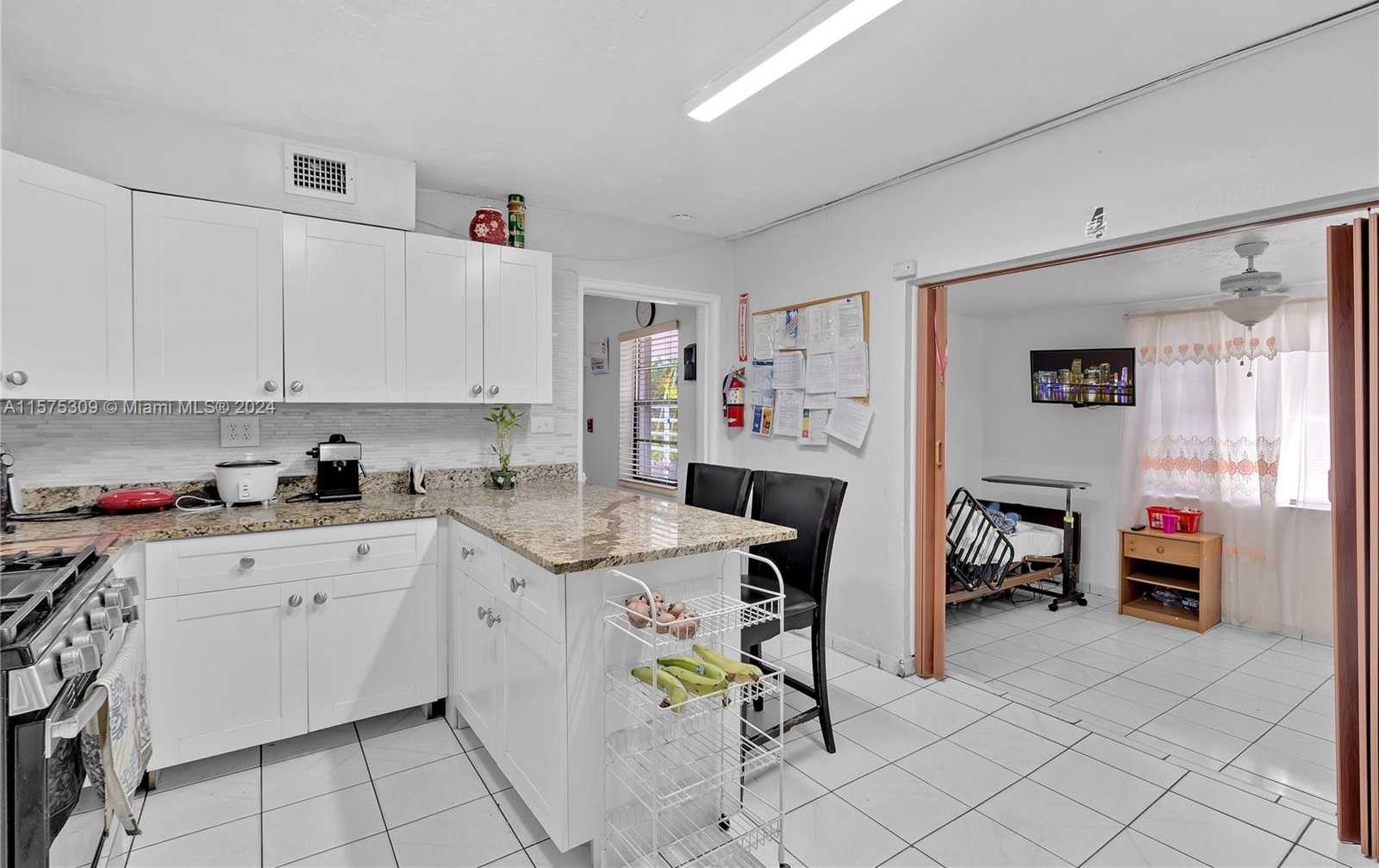 Small Image of 73 EAST 47TH ST, Hialeah Number 11
