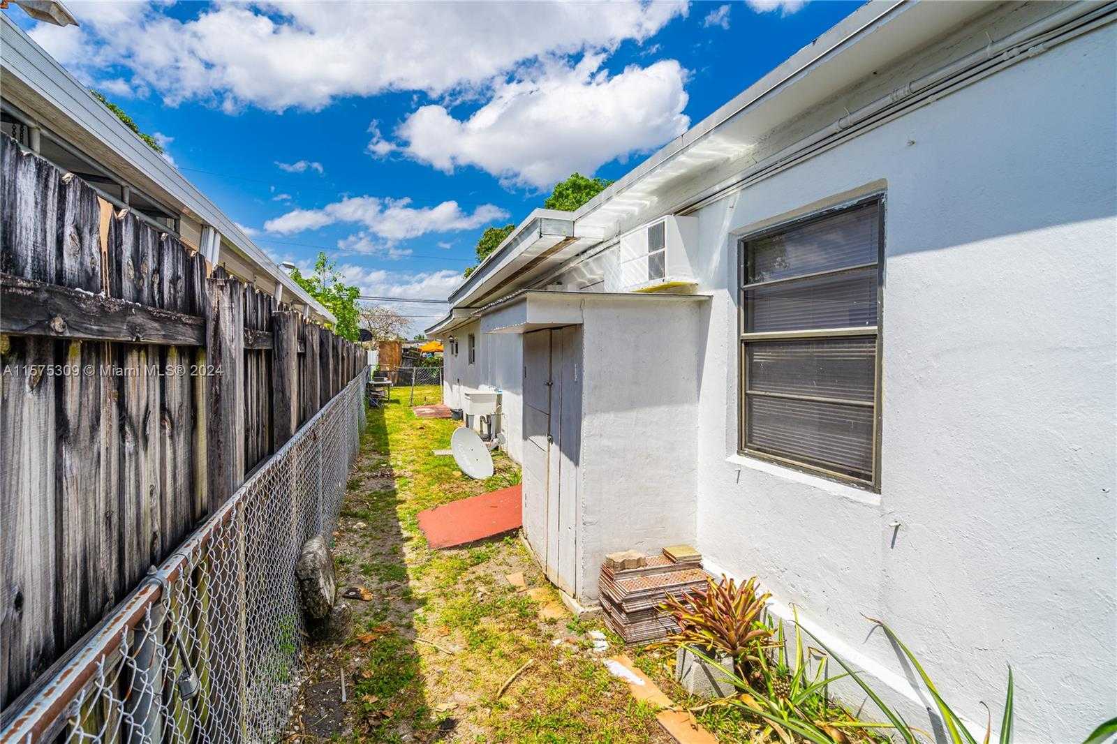 Small Image of 73 EAST 47TH ST, Hialeah Number 12