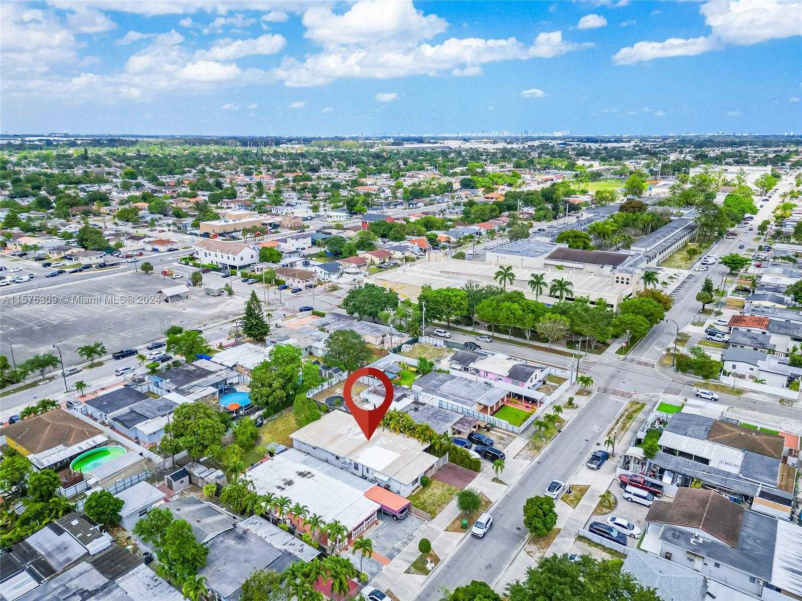 Small Image of 73 EAST 47TH ST, Hialeah Number 38
