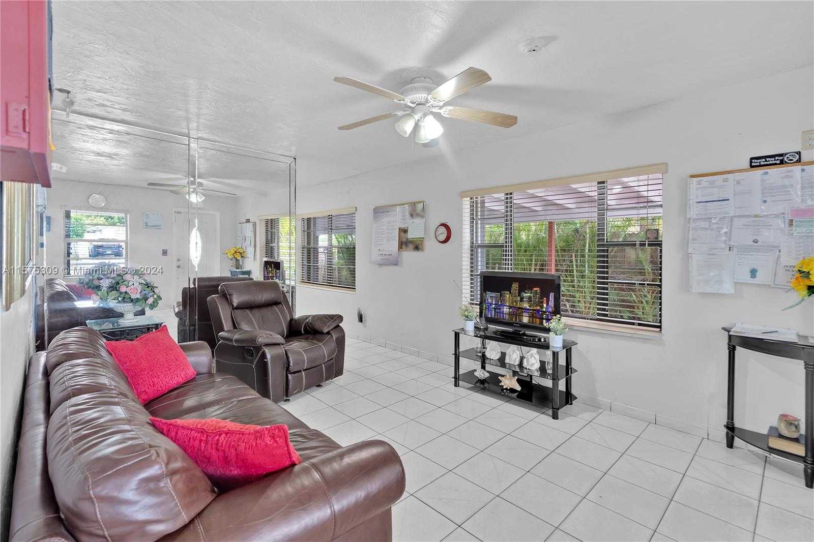 Small Image of 73 EAST 47TH ST, Hialeah Number 40