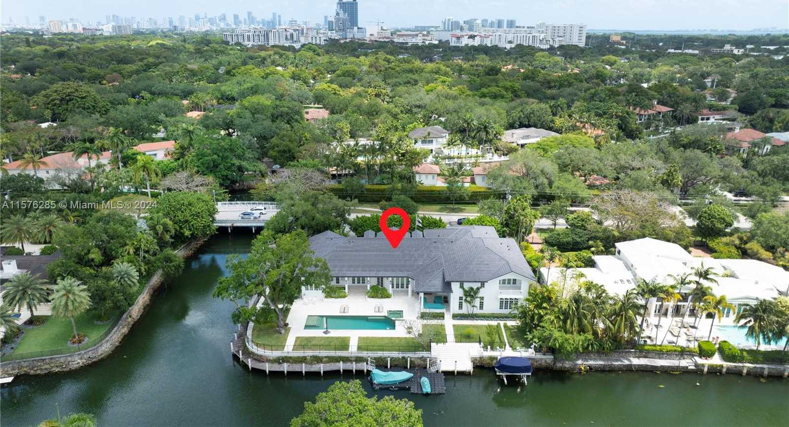 Small Image of 4600 GRANADA BLVD, Coral Gables Number 10