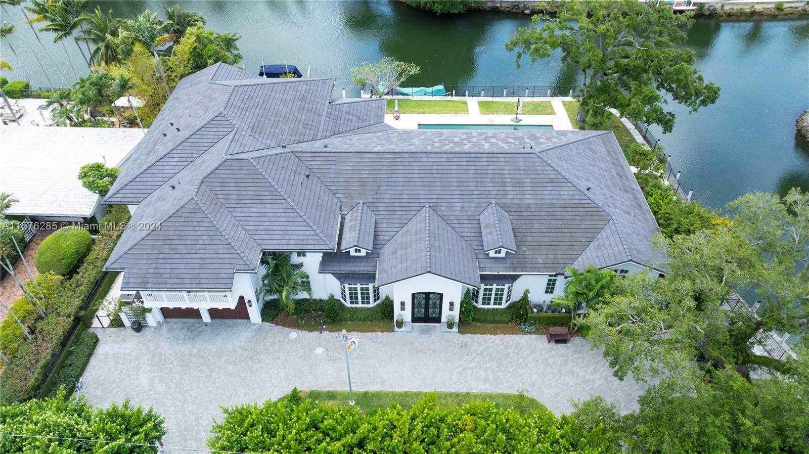 Small Image of 4600 GRANADA BLVD, Coral Gables Number 8