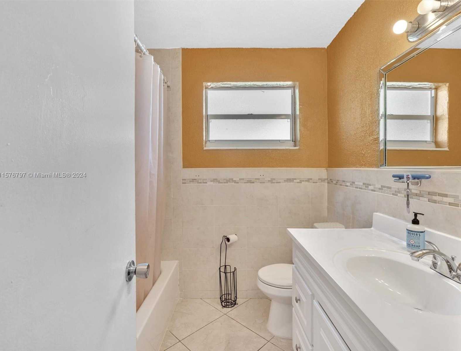 Small Image of 6200 NORTH WEST 13TH ST, Sunrise Number 38