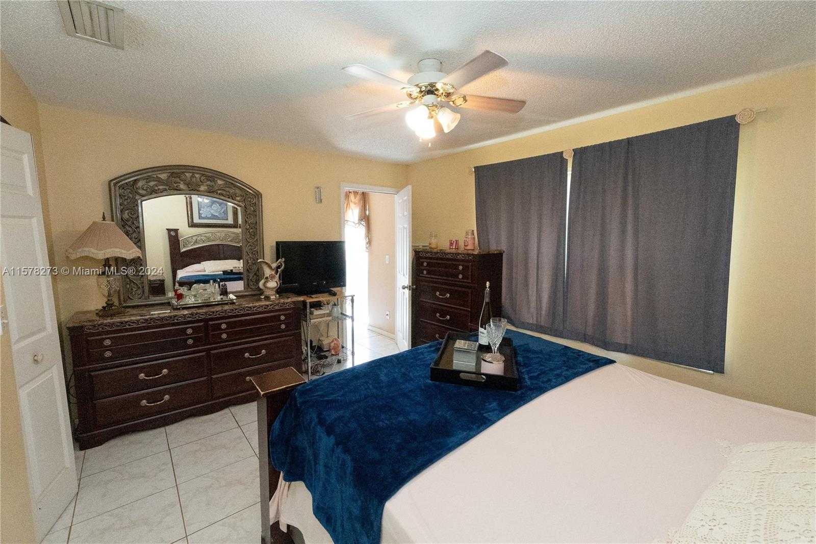 Small Image of 2447 SOUTH WEST 177TH AVE, Miramar Number 3