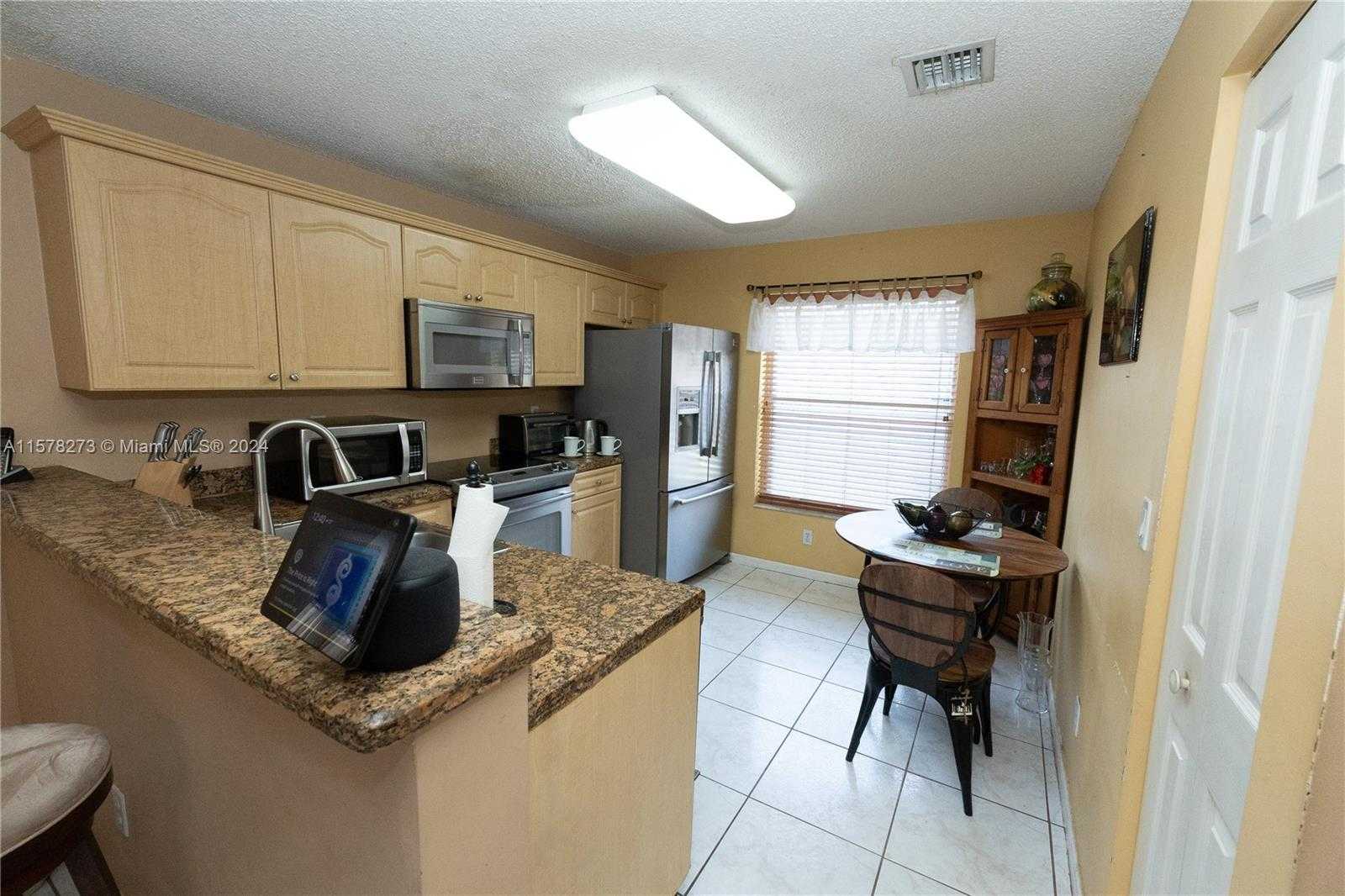 Small Image of 2447 SOUTH WEST 177TH AVE, Miramar Number 4