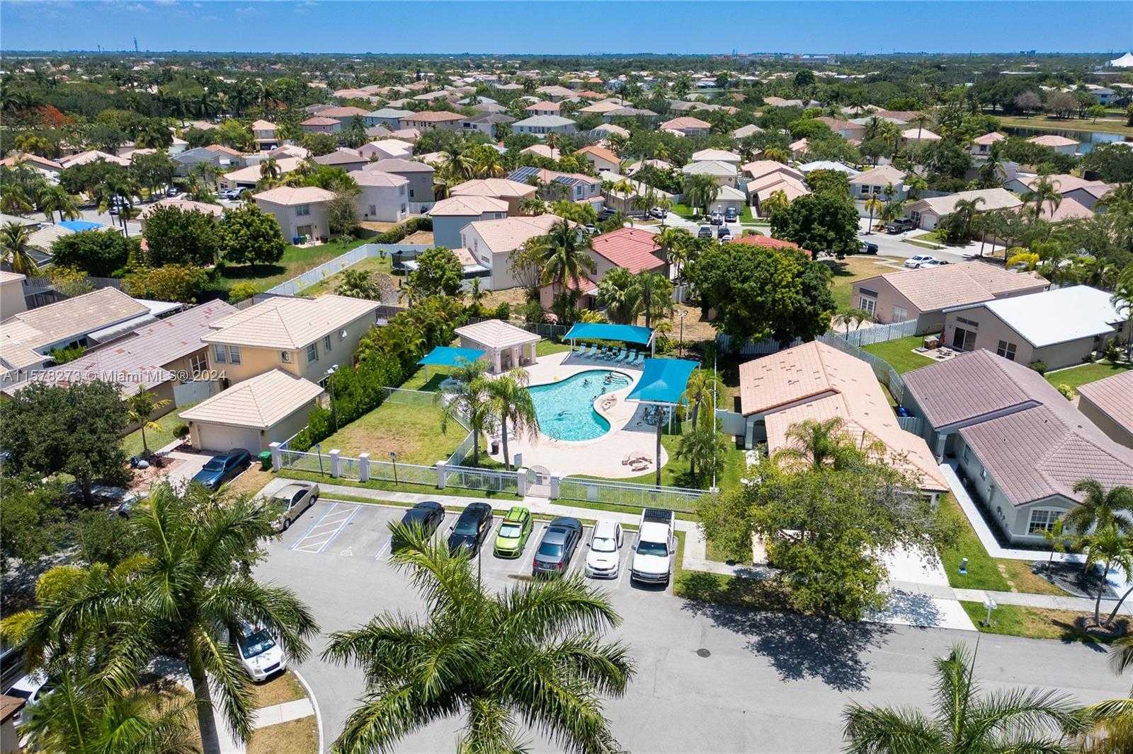 Small Image of 2447 SOUTH WEST 177TH AVE, Miramar Number 8