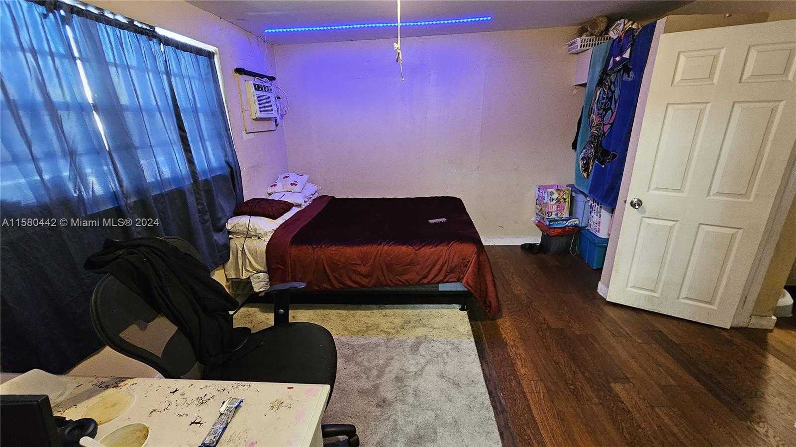 Small Image of 2114 NORTH WEST 5TH ST, Pompano Beach Number 5