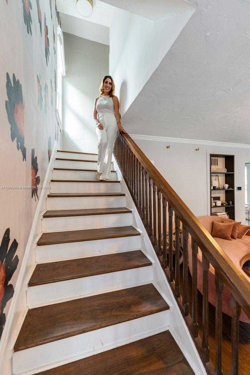 Small Image of 177 NORTH EAST 44TH ST, Miami Number 11