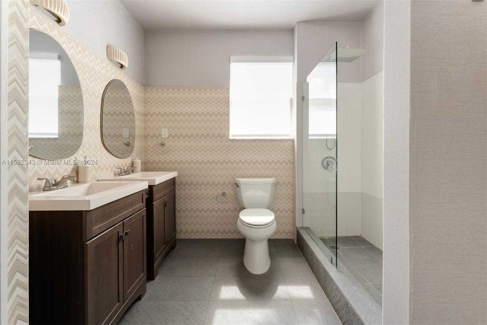 Small Image of 177 NORTH EAST 44TH ST, Miami Number 14