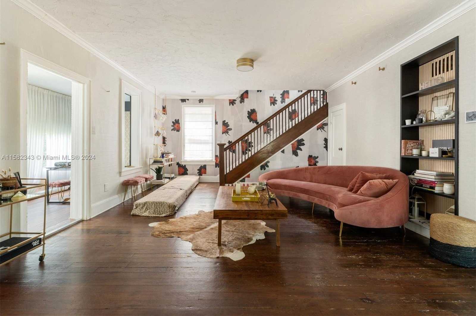 Small Image of 177 NORTH EAST 44TH ST, Miami Number 4