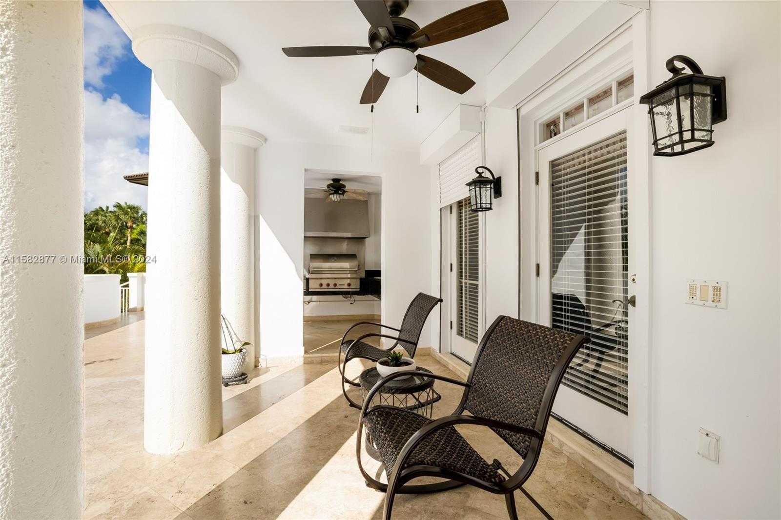Small Image of 431 COSTANERA RD, Coral Gables Number 18