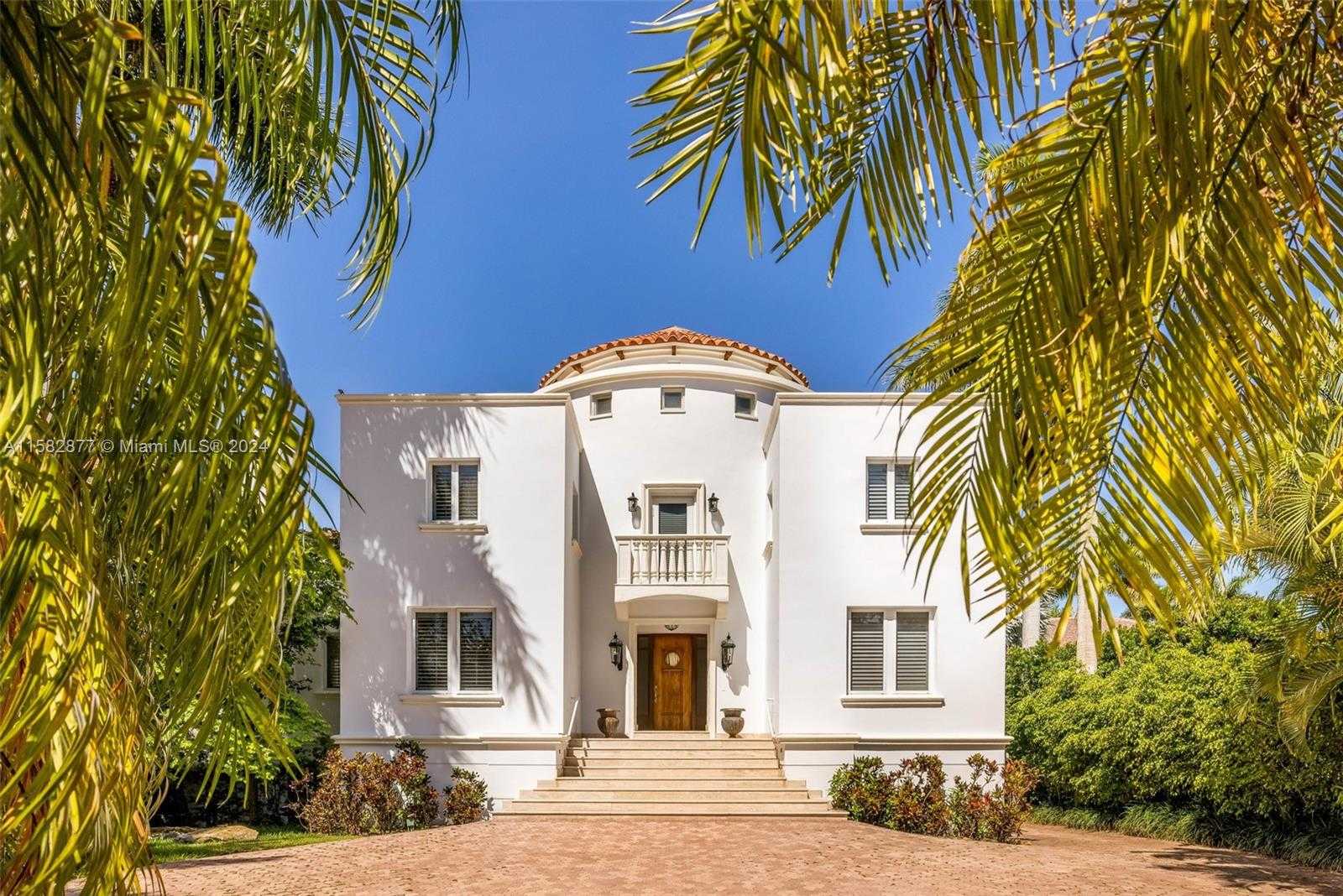 Small Image of 431 COSTANERA RD, Coral Gables Number 5