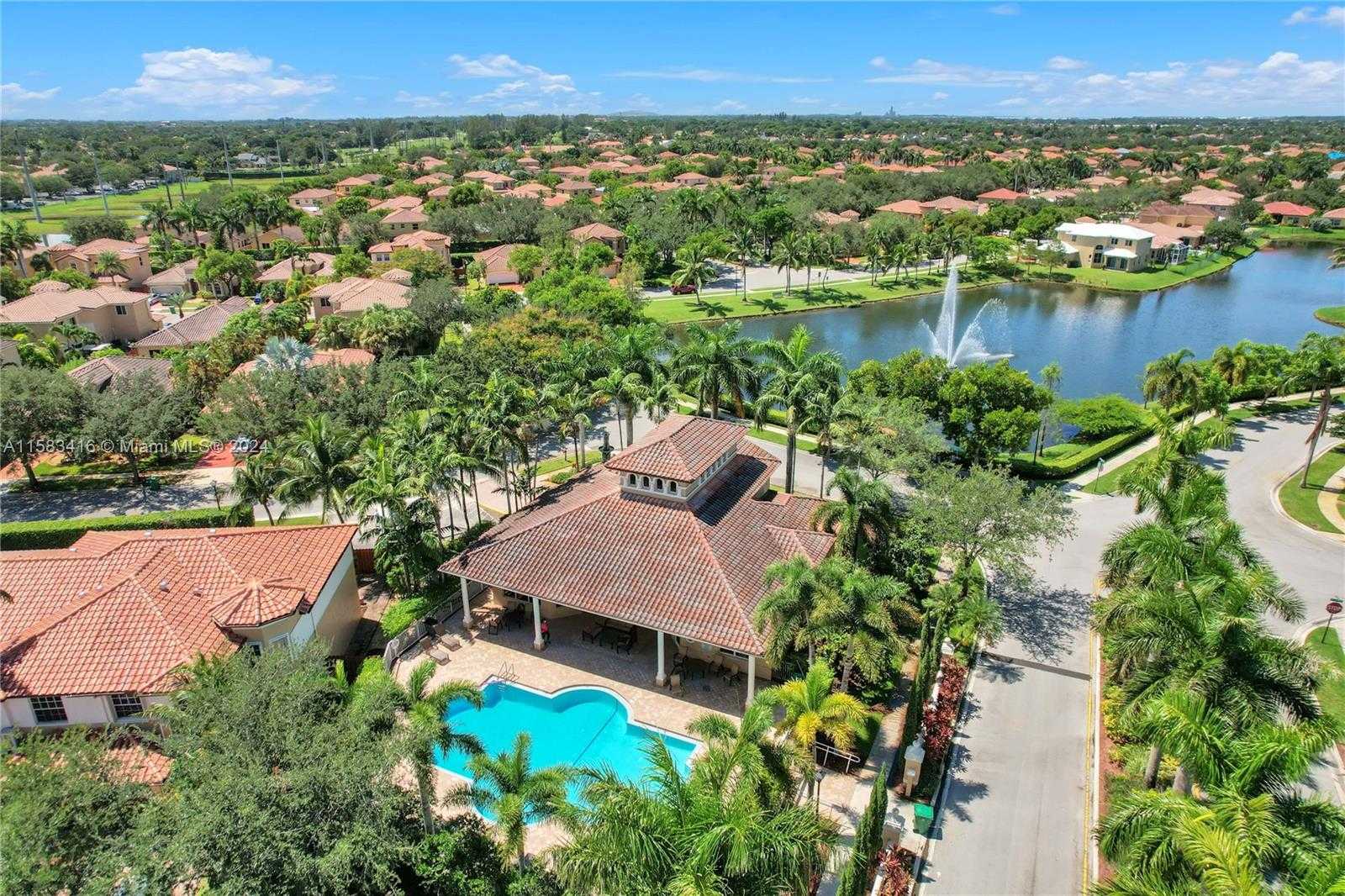 Small Image of 13680 SOUTH WEST 50TH CT, Miramar Number 37