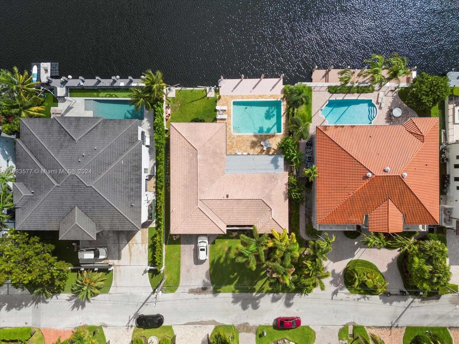 Small Image of 16449 NORTH EAST 31ST AVE, North Miami Beach Number 32