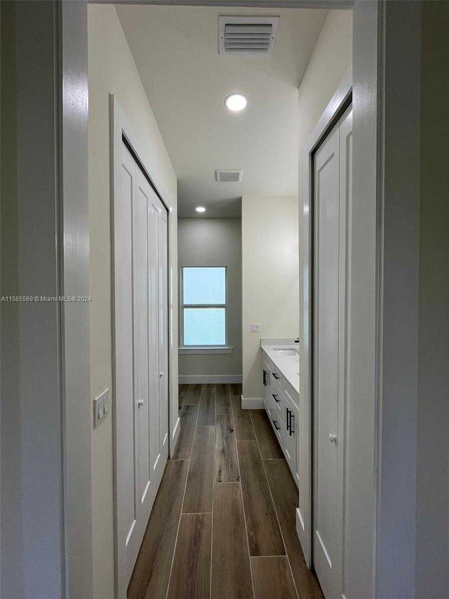 Small Image of 1869 Maurice Ave, Lehigh Acres, FL 33972, USA Number 13